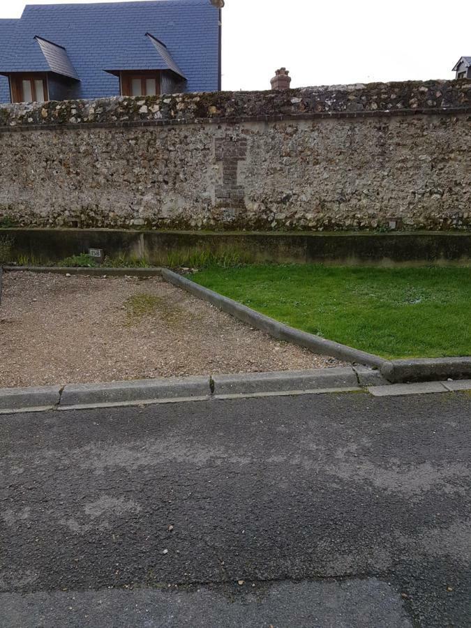 דירות La Fleur D Honfleur Avec Son Parking מראה חיצוני תמונה